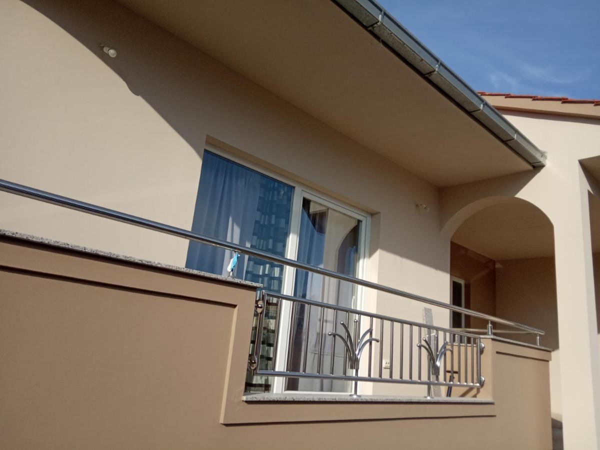 Laura Apartment Bibinje Ngoại thất bức ảnh